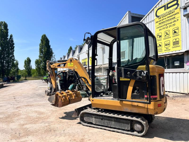 Caterpillar 301.6C MINIPELLE 1,7T (NET DE TVA) - Miniekskavator: foto 2 Caterpillar 301.6C MINIPELLE 1,7T (NET DE TVA) - Miniekskavator: foto 2