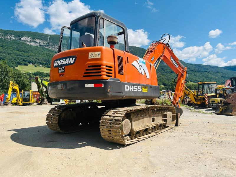 DOOSAN DH55 MINI PELLE 5T - Miniekskavator: foto 4 DOOSAN DH55 MINI PELLE 5T - Miniekskavator: foto 4