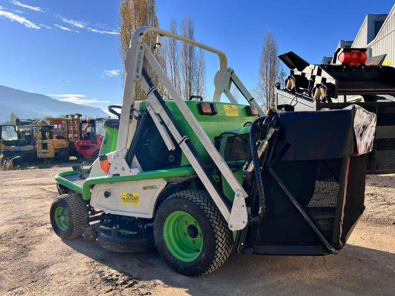 ETESIA HYDRO 124D Tondeuse autoportée 124cm - Korrëse bari i kopshtit: foto 3 ETESIA HYDRO 124D Tondeuse autoportée 124cm - Korrëse bari i kopshtit: foto 3