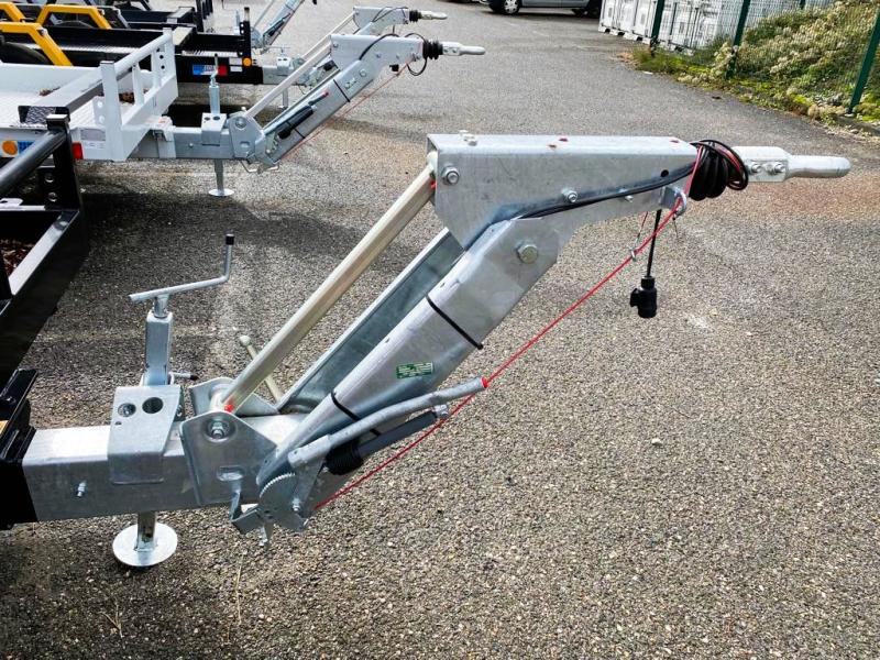 Rimorkio për makineri ndërtimi i ri Moiroud TR3500 3 ESSIEUX 3T5 NEUVE MOIROUD NOIRE LARGE: foto 7 Rimorkio për makineri ndërtimi i ri Moiroud TR3500 3 ESSIEUX 3T5 NEUVE MOIROUD NOIRE LARGE: foto 7