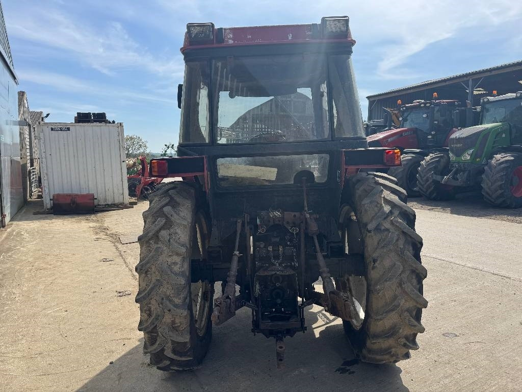Case IH International 785XL - Traktor: foto 5 Case IH International 785XL - Traktor: foto 5