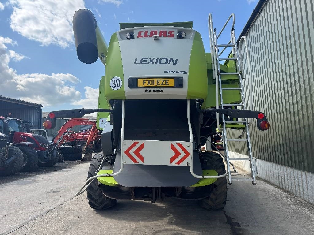 Claas Lexion 750TT APS Hybrid c/w V900 Header - Autokombajnë: foto 5 Claas Lexion 750TT APS Hybrid c/w V900 Header - Autokombajnë: foto 5