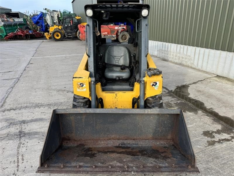 Gehl R135 Skid Steer - Mini fadrom: foto 5 Gehl R135 Skid Steer - Mini fadrom: foto 5