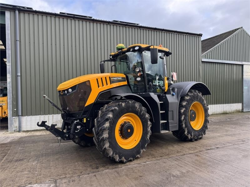 JCB Fastrac 8330 - Traktor: foto 1 JCB Fastrac 8330 - Traktor: foto 1
