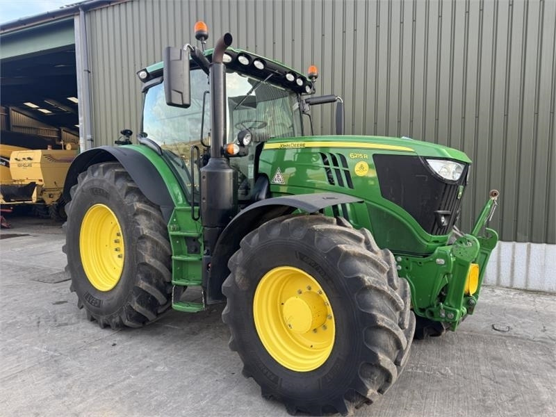 John Deere 6215R Command Pro **Ultimate Edition**Front PTO** - Traktor: foto 3 John Deere 6215R Command Pro **Ultimate Edition**Front PTO** - Traktor: foto 3