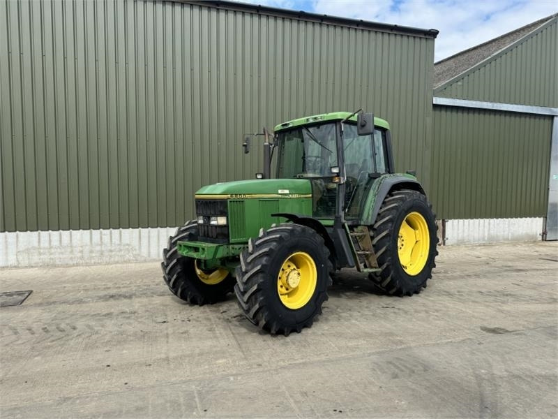 John Deere 6800 Tractor - Traktor: foto 1 John Deere 6800 Tractor - Traktor: foto 1