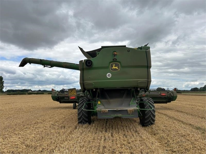 John Deere S785 4WD c/w 735D Header **Video Below** - Kokë e makinës korrëse: foto 4 John Deere S785 4WD c/w 735D Header **Video Below** - Kokë e makinës korrëse: foto 4