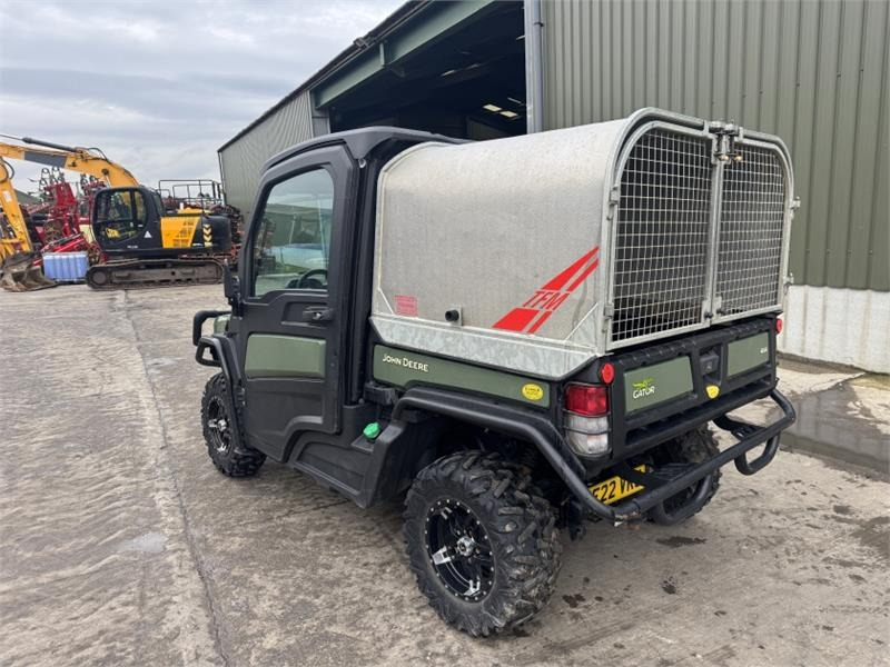 John Deere XUV 865M Gator - Makineri bujqësore: foto 2 John Deere XUV 865M Gator - Makineri bujqësore: foto 2