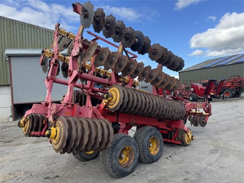 Vaderstad 820 Carrier - Makineri bujqësore: foto 2 Vaderstad 820 Carrier - Makineri bujqësore: foto 2