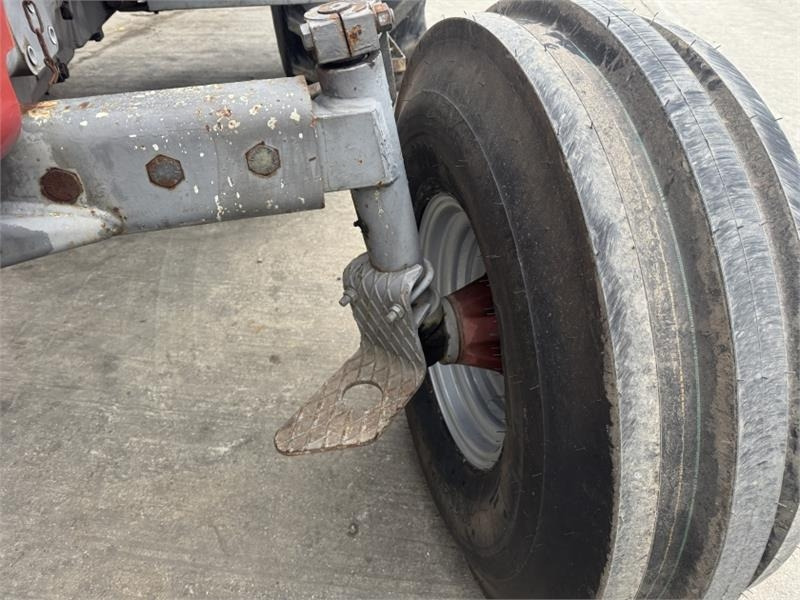 Lizingu i Massey Ferguson 2680 2WD **Low Hours**  Massey Ferguson 2680 2WD **Low Hours**: foto 18