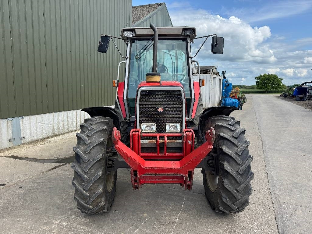 Massey Ferguson 3085 Dynashift - Traktor: foto 5 Massey Ferguson 3085 Dynashift - Traktor: foto 5