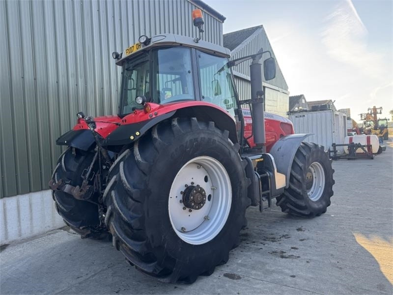 Massey Ferguson 8480 Dyna-VT - Traktor: foto 2 Massey Ferguson 8480 Dyna-VT - Traktor: foto 2