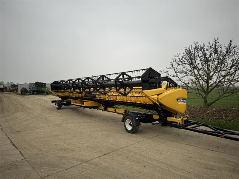 New Holland 41ft Varifeed Header - Kokë e makinës korrëse: foto 1 New Holland 41ft Varifeed Header - Kokë e makinës korrëse: foto 1