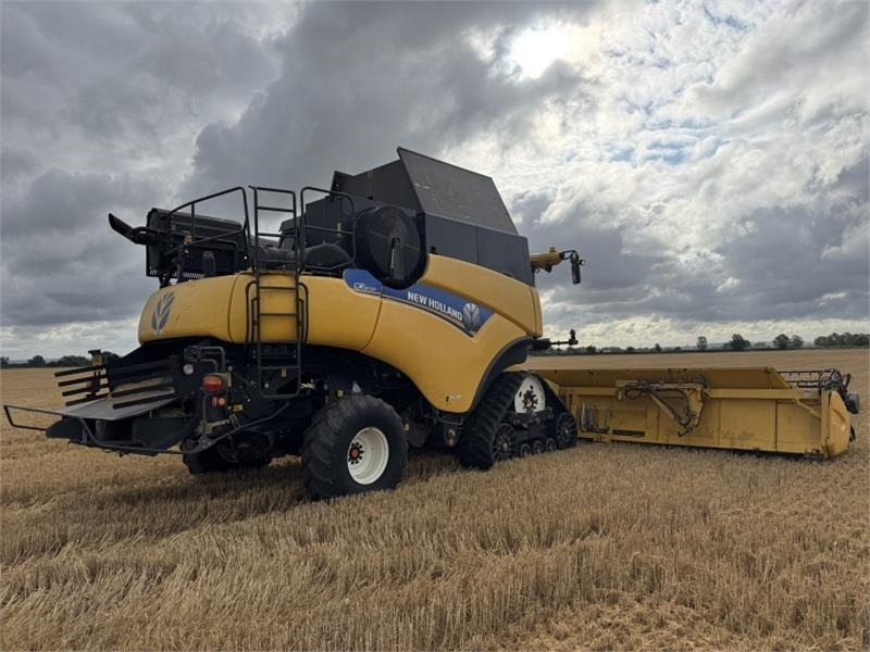 New Holland CR9090 Rotary Combine **Video Below** - Kokë e makinës korrëse: foto 5 New Holland CR9090 Rotary Combine **Video Below** - Kokë e makinës korrëse: foto 5