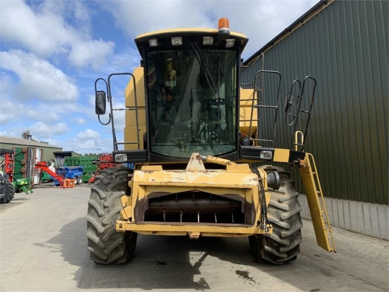 New Holland/Laverda New Holland TL58i / Laverda Hi - Kokë e makinës korrëse: foto 5 New Holland/Laverda New Holland TL58i / Laverda Hi - Kokë e makinës korrëse: foto 5