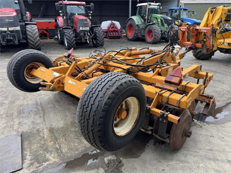 Simba 3.3m Cultipress - Freze bujqësore: foto 4 Simba 3.3m Cultipress - Freze bujqësore: foto 4