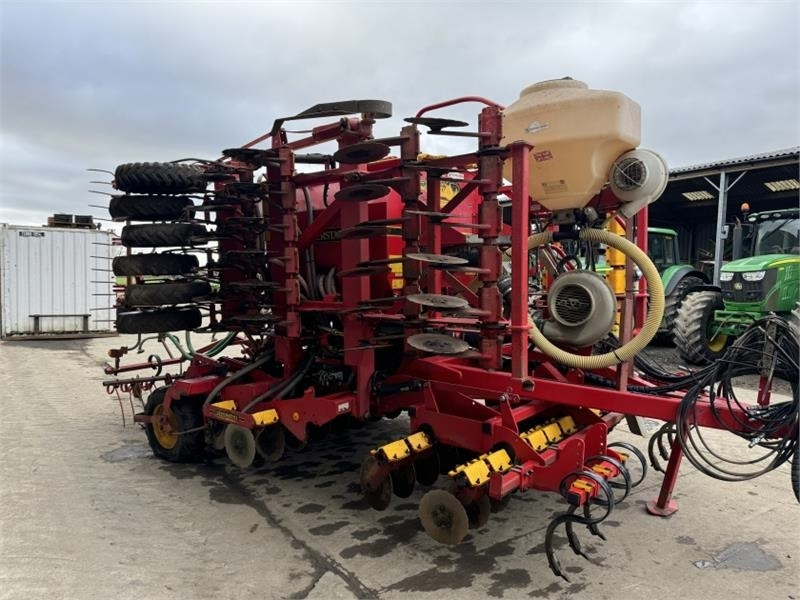 Vaderstad Rapid A600s 6m Seed Drill - Mbjellëse e kombinuar në radhë: foto 5 Vaderstad Rapid A600s 6m Seed Drill - Mbjellëse e kombinuar në radhë: foto 5