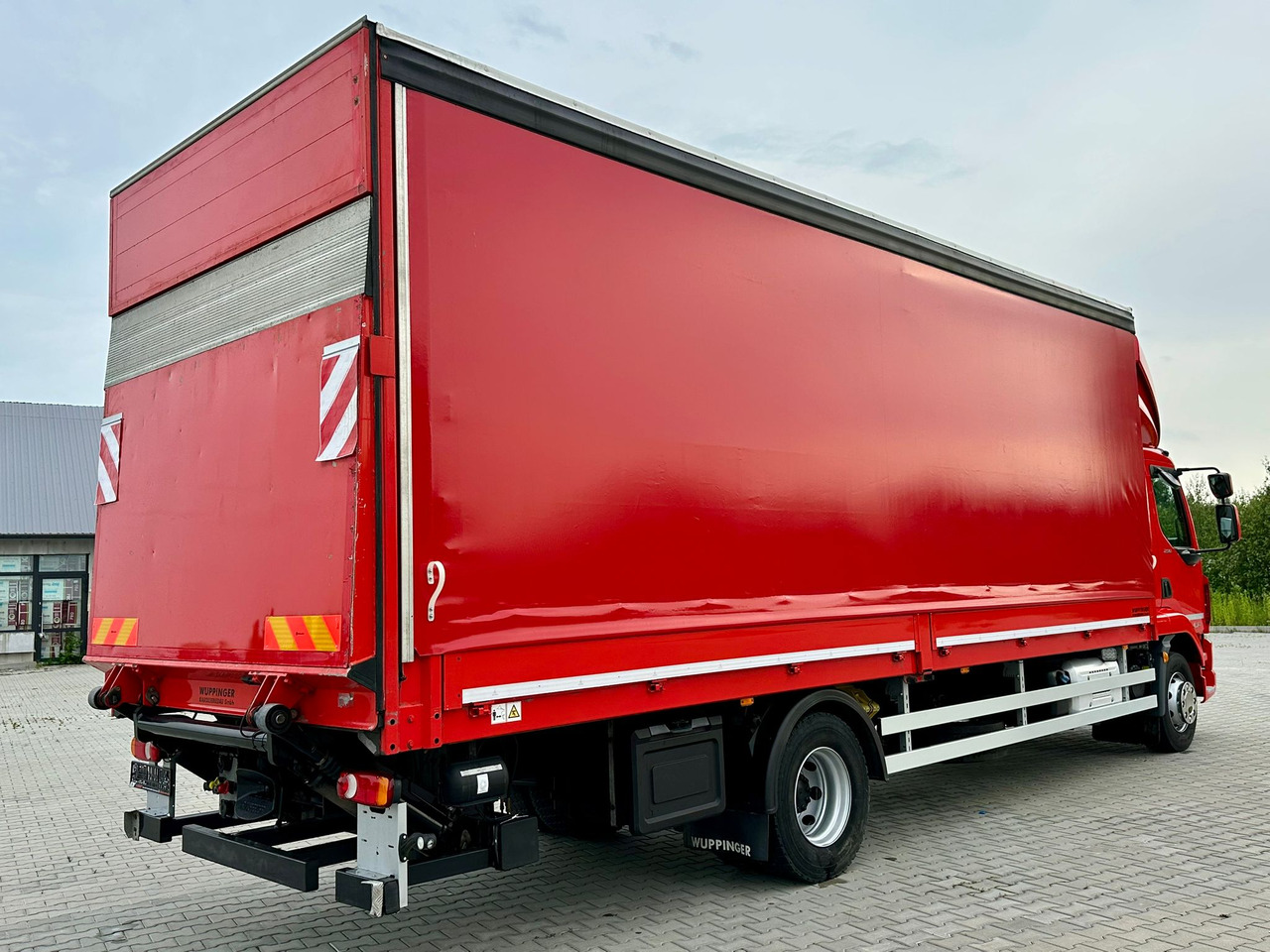 DAF LF 290 / BURTO - FIRANKA / 18 PALET / WINDA / 16 T DMC / SYPIALKA / 2020 ROK / SPROWADZONY - Kamion me tendë: foto 4 DAF LF 290 / BURTO - FIRANKA / 18 PALET / WINDA / 16 T DMC / SYPIALKA / 2020 ROK / SPROWADZONY - Kamion me tendë: foto 4
