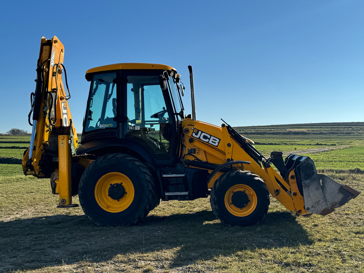 JCB 3CX / KOPARKO-ŁADOWARKA / 2019 ROK / 4200 MTH / KLIMATYZACJA / SPROWADZONA - Fadromë me shkarkim nga prapa: foto 5 JCB 3CX / KOPARKO-ŁADOWARKA / 2019 ROK / 4200 MTH / KLIMATYZACJA / SPROWADZONA - Fadromë me shkarkim nga prapa: foto 5