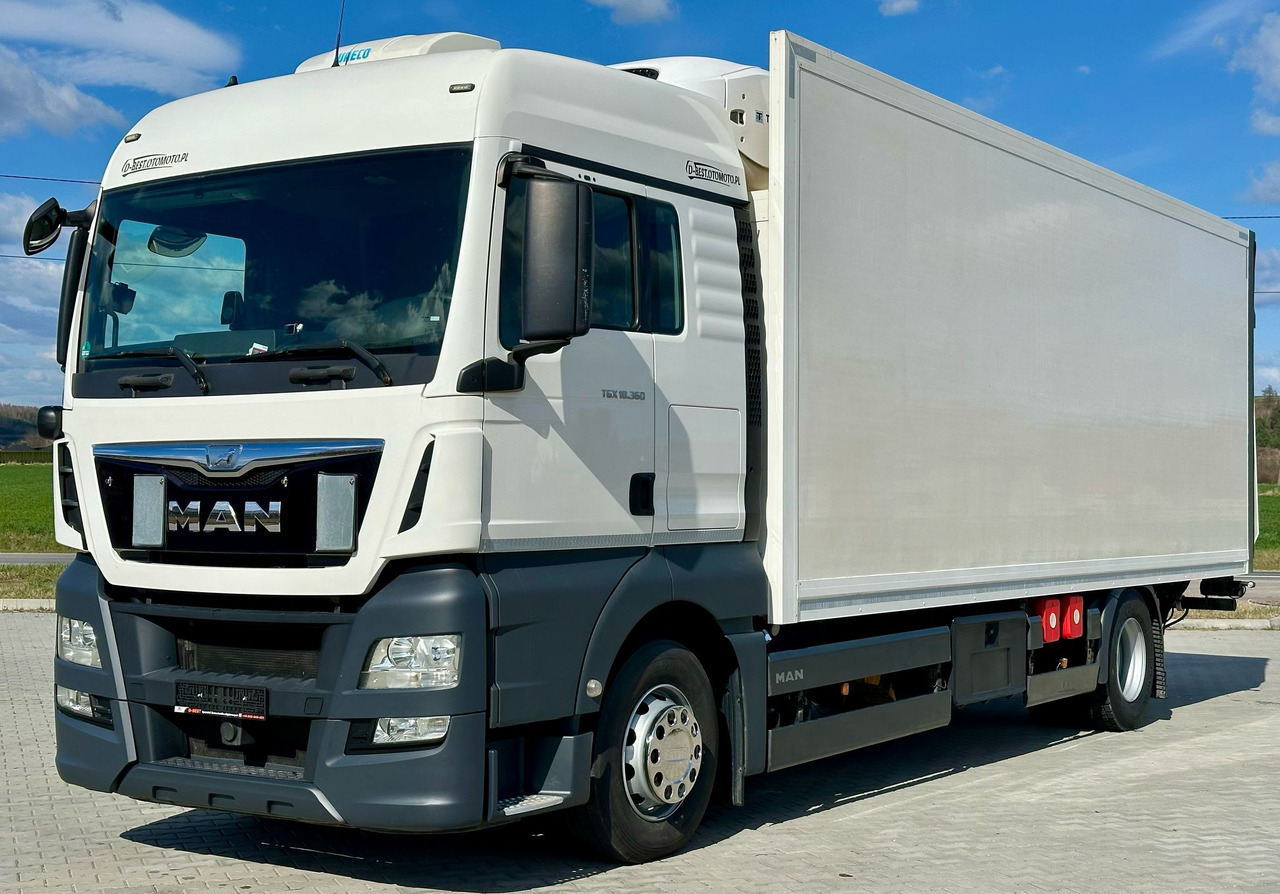 MAN TGX 18.360 / CHŁODNIA / WINDA / AUTOMAT / 19 EUROPALET / THERMO KING / SYPIALKA / SPROWADZONY - Kamion frigorifer: foto 2 MAN TGX 18.360 / CHŁODNIA / WINDA / AUTOMAT / 19 EUROPALET / THERMO KING / SYPIALKA / SPROWADZONY - Kamion frigorifer: foto 2