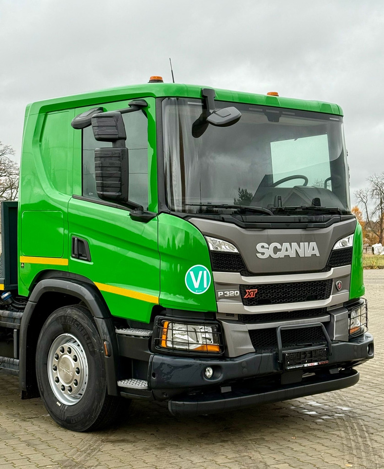 SCANIA P320 / PLATFORMA / NOWY / 5 TYŚ KM / SYPIALKA / 2023 ROK / CAŁA NA PODUSZKACH / 7.7 M DŁUGOŚCI / LAWETA / DO PRZEWOZU MASZYN ROLNICZYCH ITP - Kamion me karroceri të hapur: foto 5 SCANIA P320 / PLATFORMA / NOWY / 5 TYŚ KM / SYPIALKA / 2023 ROK / CAŁA NA PODUSZKACH / 7.7 M DŁUGOŚCI / LAWETA / DO PRZEWOZU MASZYN ROLNICZYCH ITP - Kamion me karroceri të hapur: foto 5