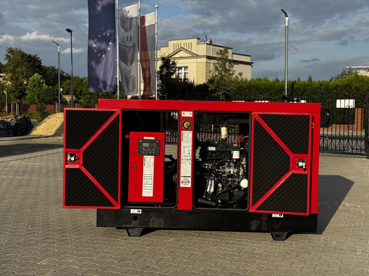 IVECO 45 kVA / 36 kW - Set gjeneratori: foto 5 IVECO 45 kVA / 36 kW - Set gjeneratori: foto 5