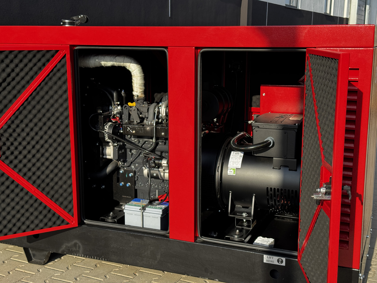 IVECO 50 kVA / 40 kW - Set gjeneratori: foto 5 IVECO 50 kVA / 40 kW - Set gjeneratori: foto 5