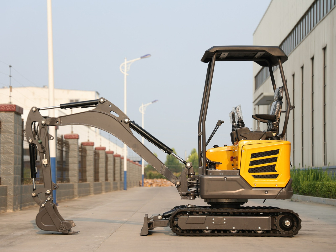 KUBOTA Diesel Mini excavator 2 Ton - Müller machinery MB 20 - SH - Miniekskavator: foto 3 KUBOTA Diesel Mini excavator 2 Ton - Müller machinery MB 20 - SH - Miniekskavator: foto 3