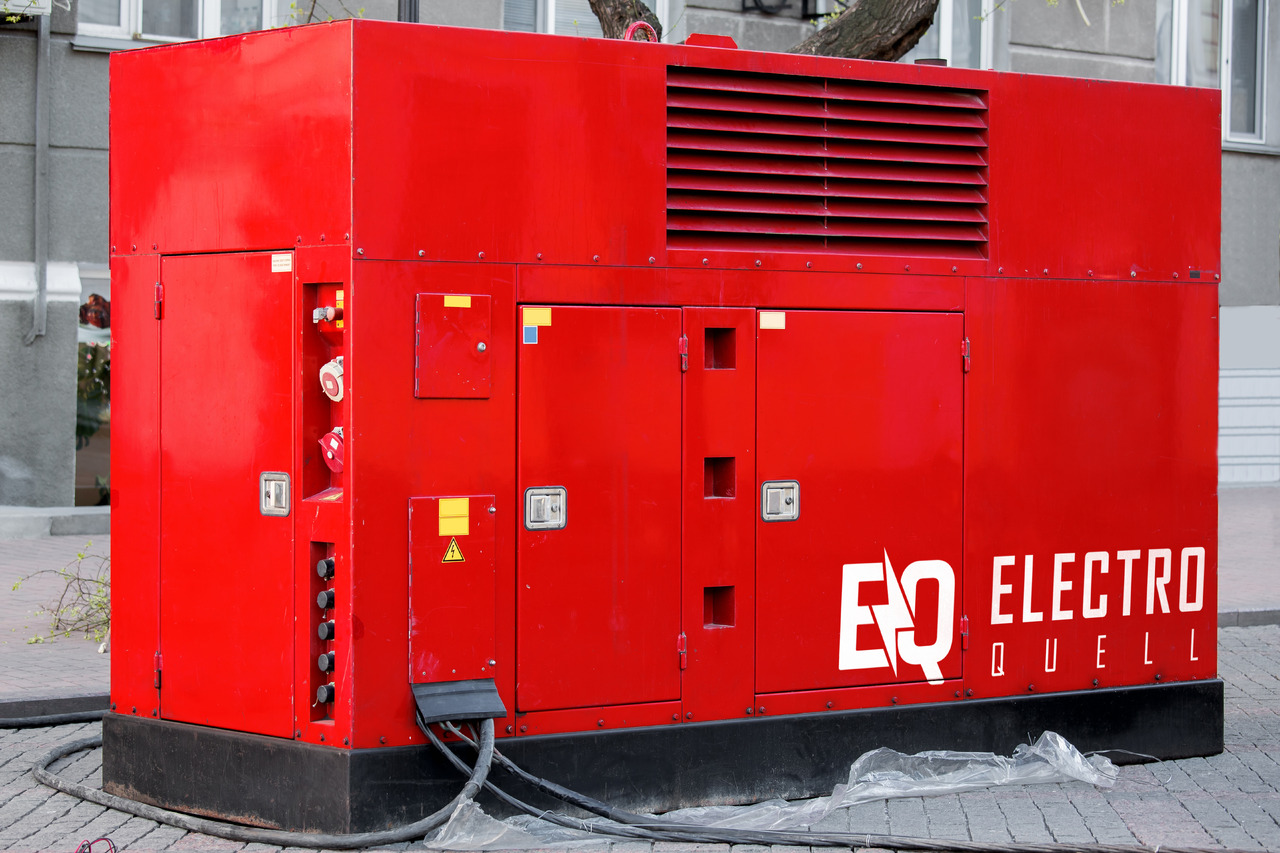 VOLVO 300 kVA / 240 kW - Set gjeneratori: foto 1 VOLVO 300 kVA / 240 kW - Set gjeneratori: foto 1