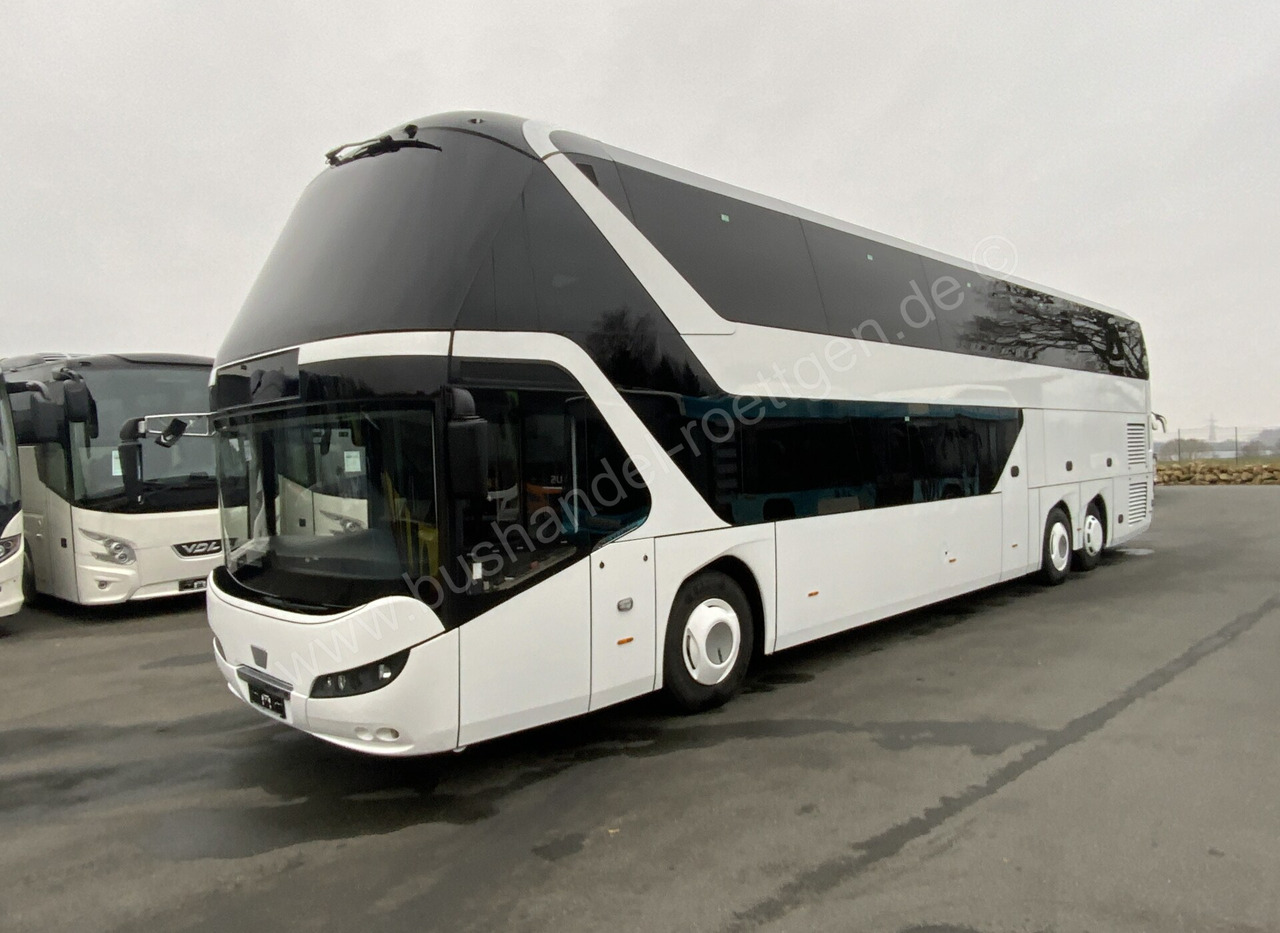 Neoplan Skyliner L - Autobus me kabinë të dyfishtë: foto 2 Neoplan Skyliner L - Autobus me kabinë të dyfishtë: foto 2