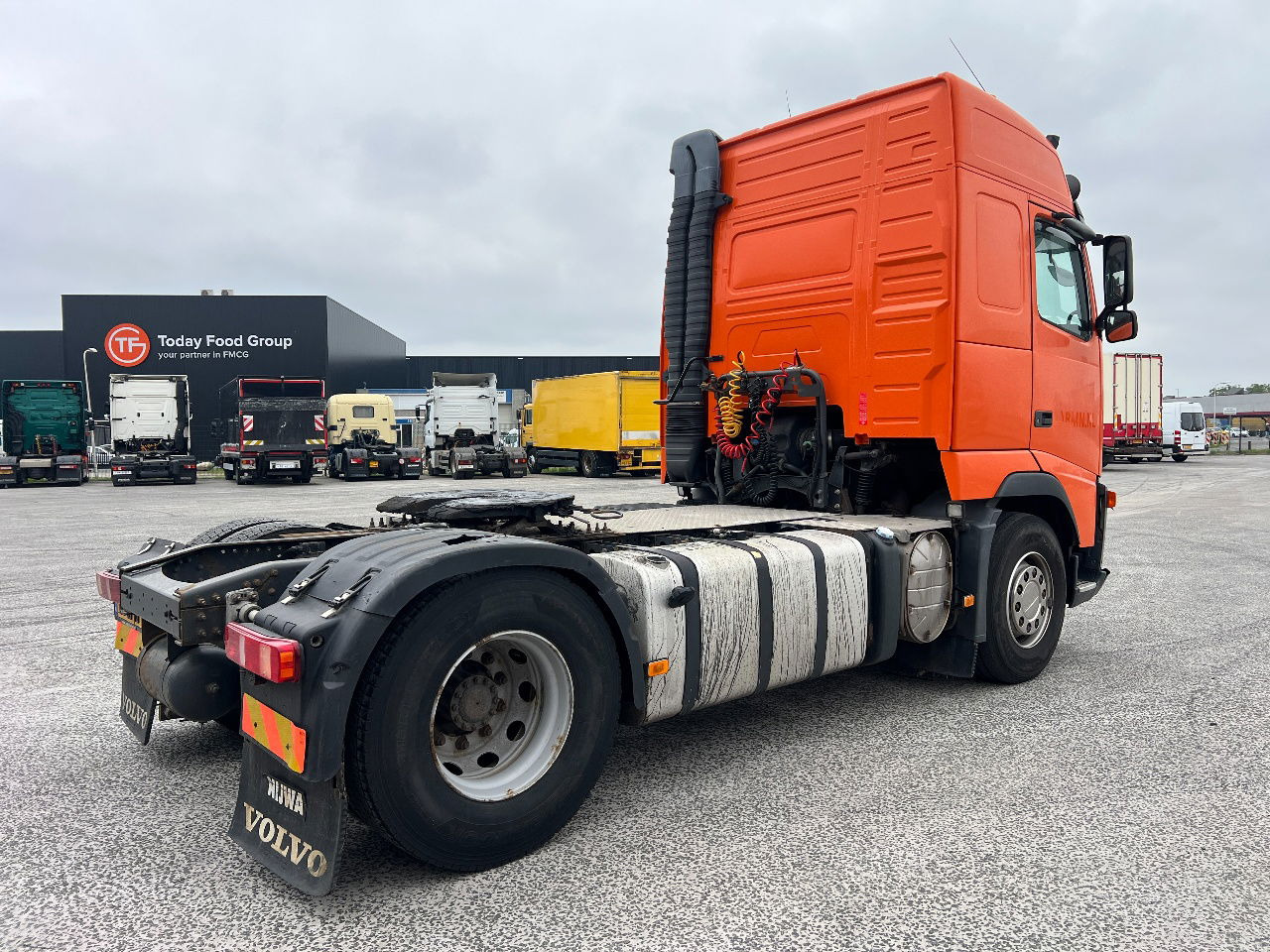 Volvo FH 13.400 Globetrotter, Euro 5 - Gjysmë-kamion: foto 3 Volvo FH 13.400 Globetrotter, Euro 5 - Gjysmë-kamion: foto 3