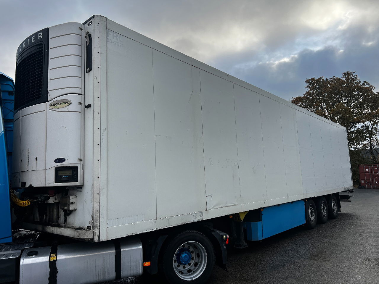 Schmitz Cargobull Carrier vector 1550, SAF, Dubble stock - Gjysmë rimorkio frigorifer: foto 1 Schmitz Cargobull Carrier vector 1550, SAF, Dubble stock - Gjysmë rimorkio frigorifer: foto 1