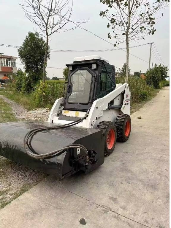 Bobcat S 16 - Mini fadrom: foto 1 Bobcat S 16 - Mini fadrom: foto 1