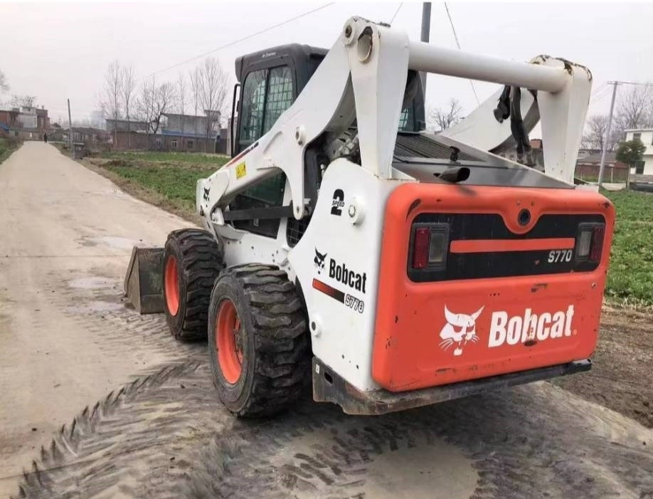 Bobcat S 770 - Mini fadrom: foto 2 Bobcat S 770 - Mini fadrom: foto 2