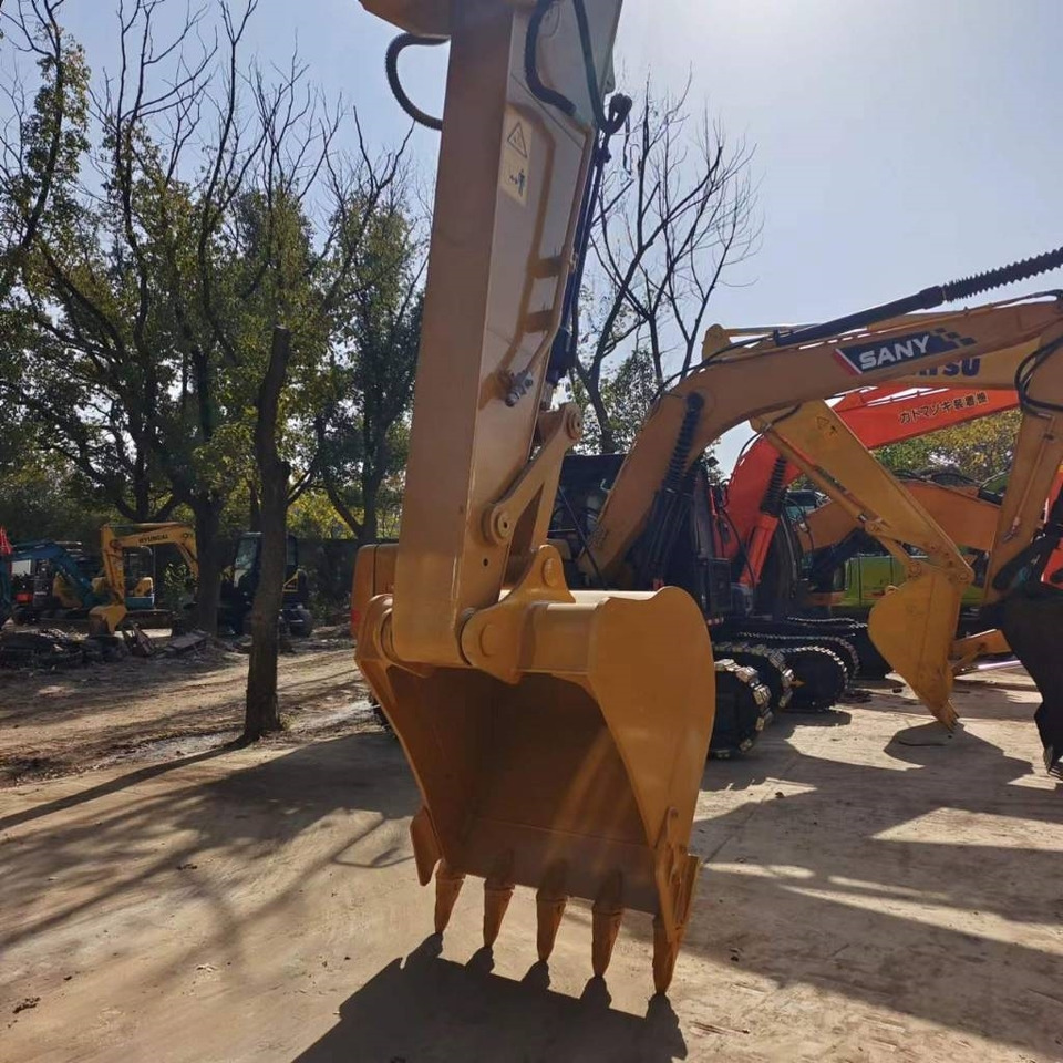 Ekskavator me zinxhirë CAT 320 D L: foto 6