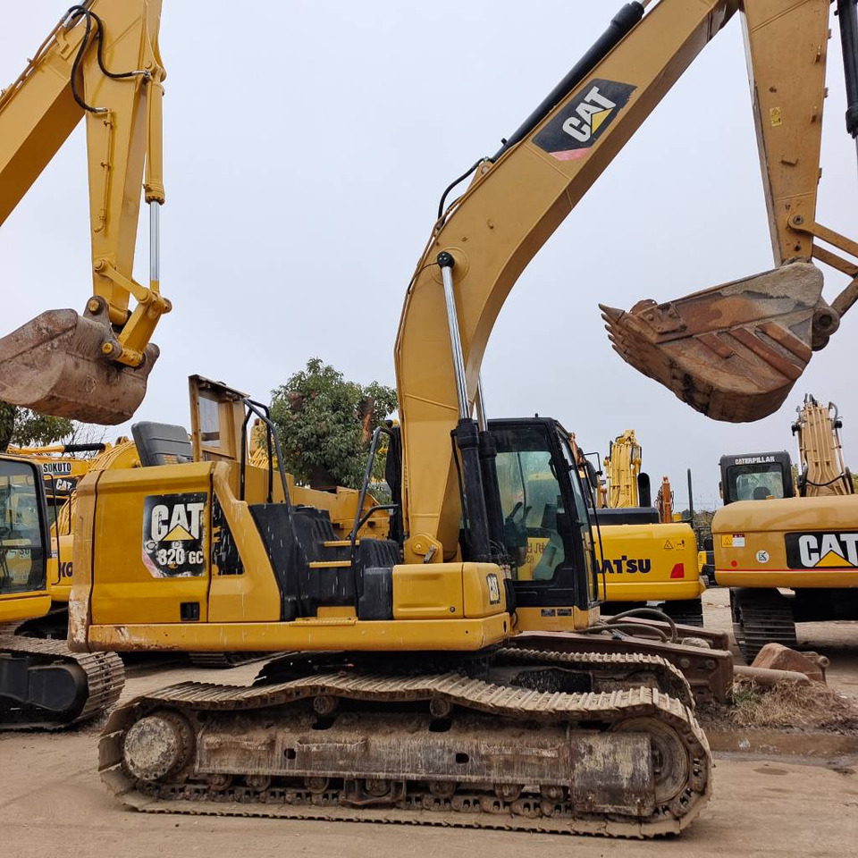 CAT 320GC - Ekskavator me zinxhirë: foto 1 CAT 320GC - Ekskavator me zinxhirë: foto 1