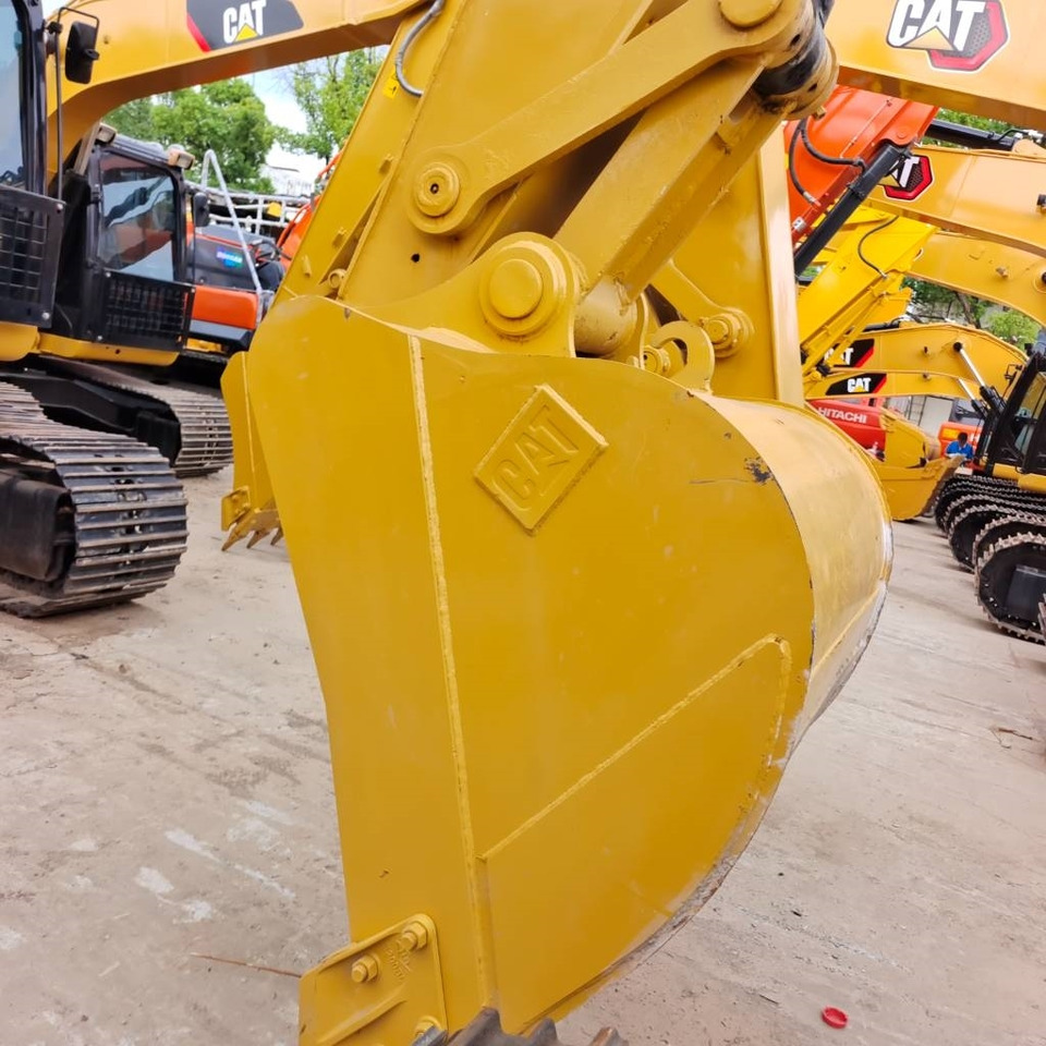 CAT 323 D - Ekskavator me zinxhirë: foto 3 CAT 323 D - Ekskavator me zinxhirë: foto 3