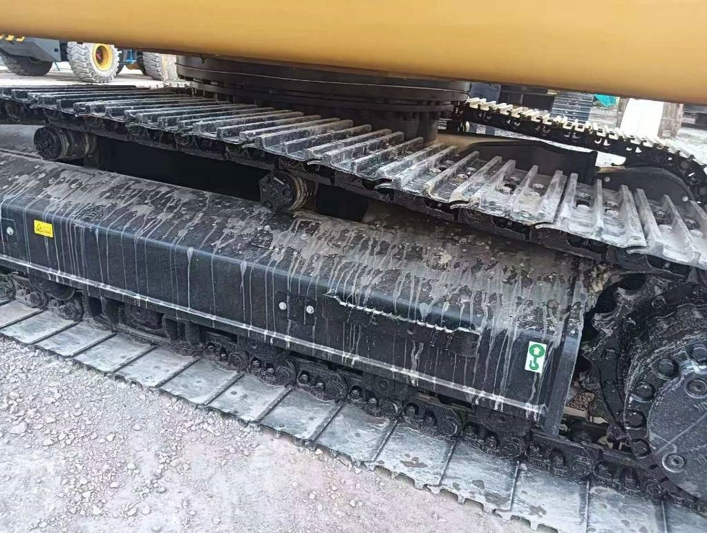 CAT 324 D2L - Ekskavator me zinxhirë: foto 4 CAT 324 D2L - Ekskavator me zinxhirë: foto 4