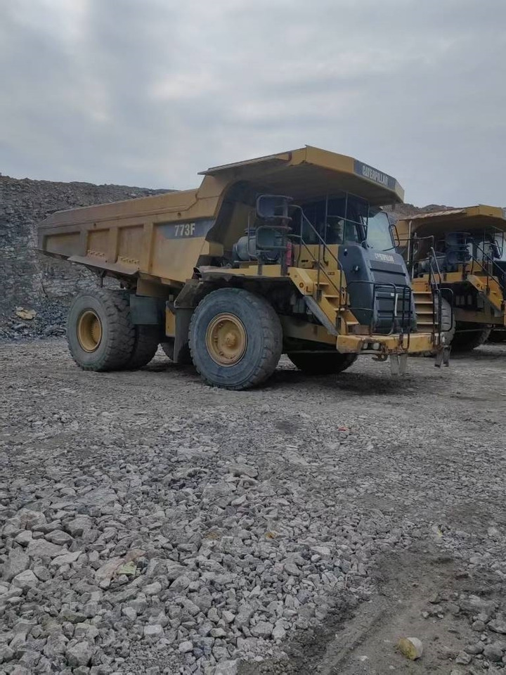 CAT 773 F - Ekskavator me zinxhirë: foto 3 CAT 773 F - Ekskavator me zinxhirë: foto 3