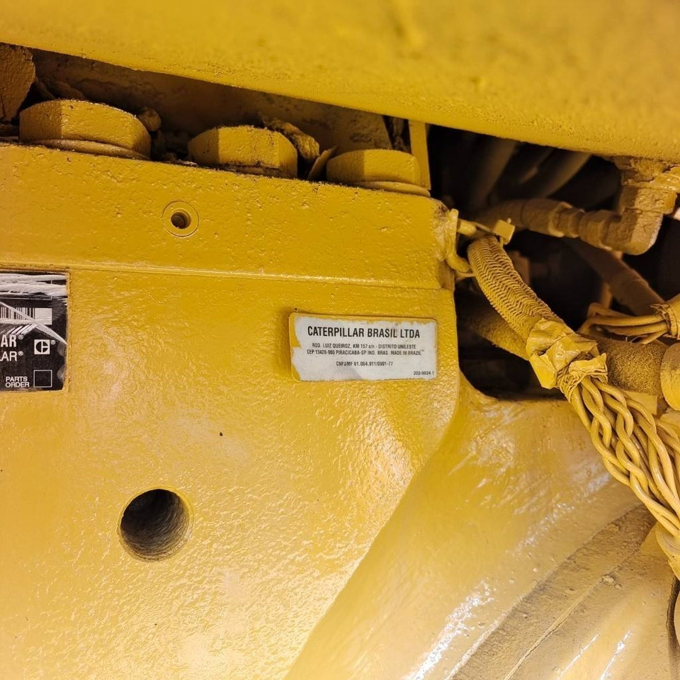 CAT D 8 T - Buldozer: foto 2 CAT D 8 T - Buldozer: foto 2