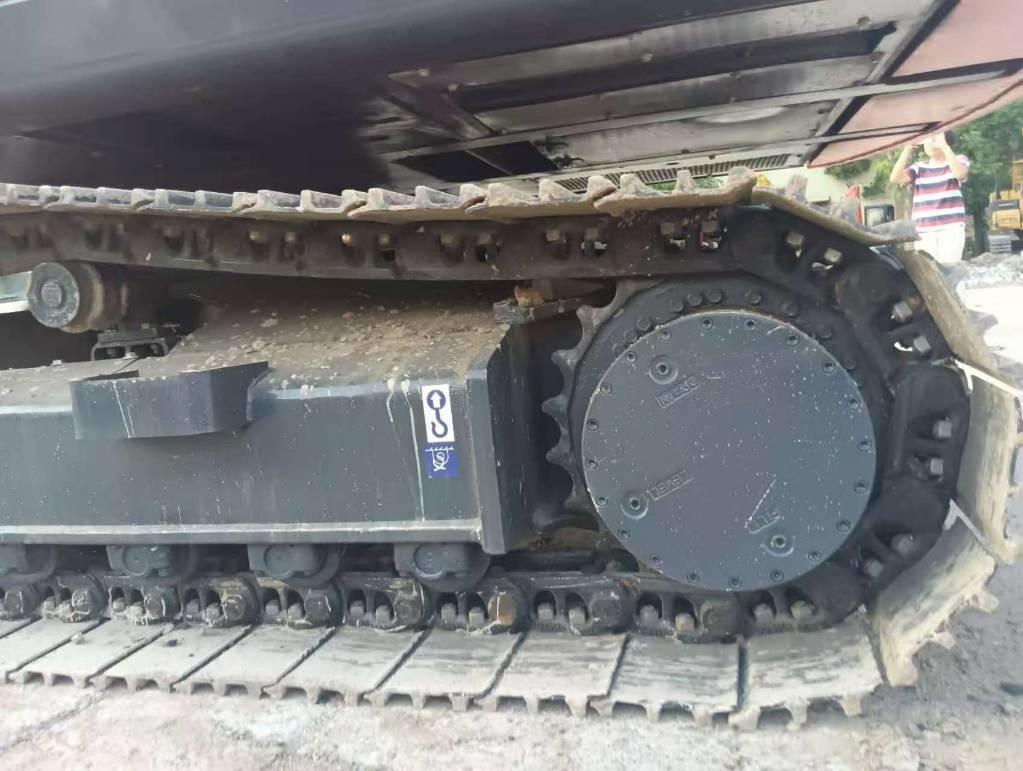 Doosan DX 225 LC-9C - Ekskavator me zinxhirë: foto 2 Doosan DX 225 LC-9C - Ekskavator me zinxhirë: foto 2