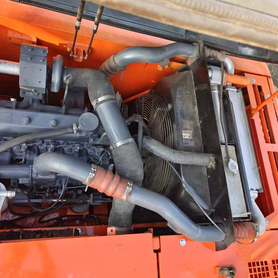 Ekskavator me zinxhirë Doosan DX 225 LC: foto 11