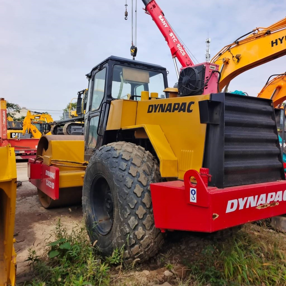 Dynapac CA 251 D - Ngjeshës: foto 3 Dynapac CA 251 D - Ngjeshës: foto 3