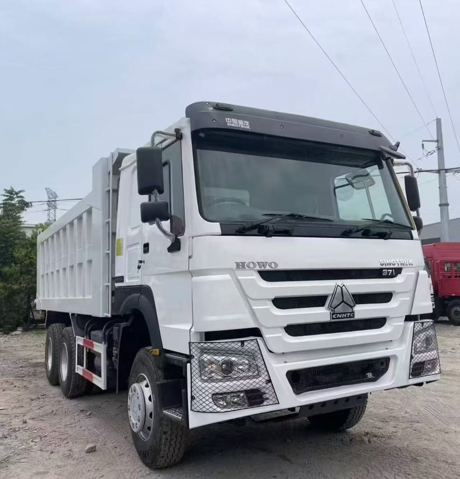 Howo 371 - Rimorkio vetëshkarkuese: foto 3 Howo 371 - Rimorkio vetëshkarkuese: foto 3