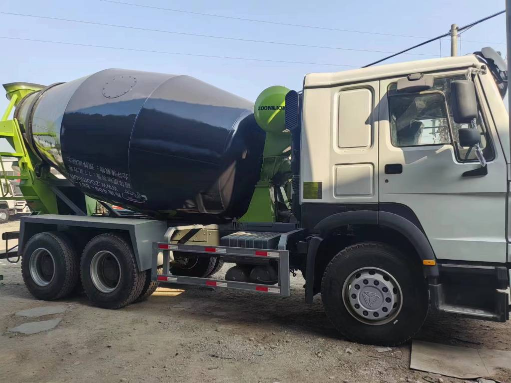 Howo 380 - Betoniere: foto 1 Howo 380 - Betoniere: foto 1