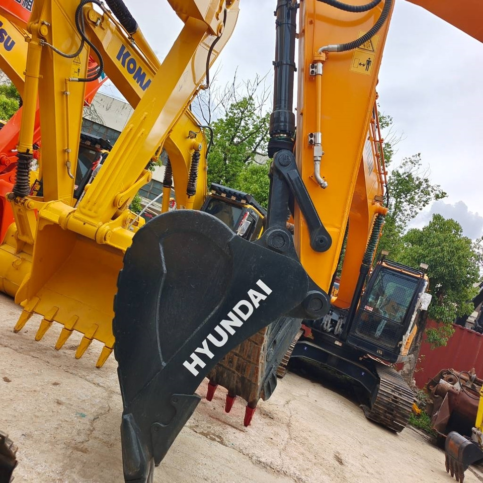 Hyundai 305LC-9S - Ekskavator me zinxhirë: foto 5 Hyundai 305LC-9S - Ekskavator me zinxhirë: foto 5