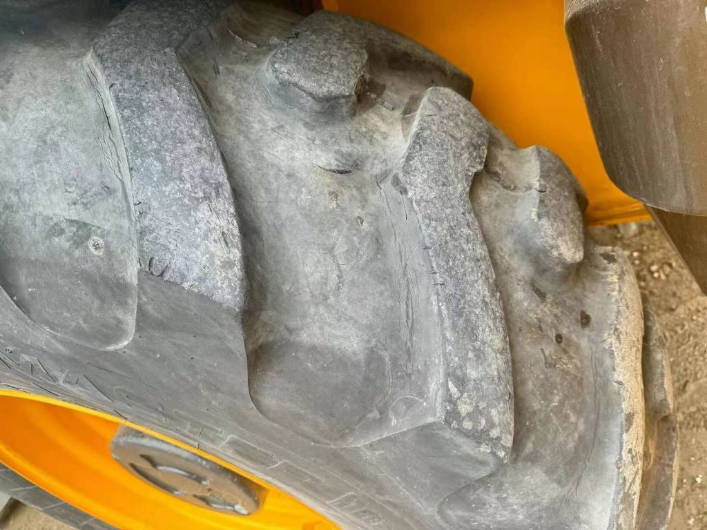 Ekskavator me goma JCB 3 CX: foto 9