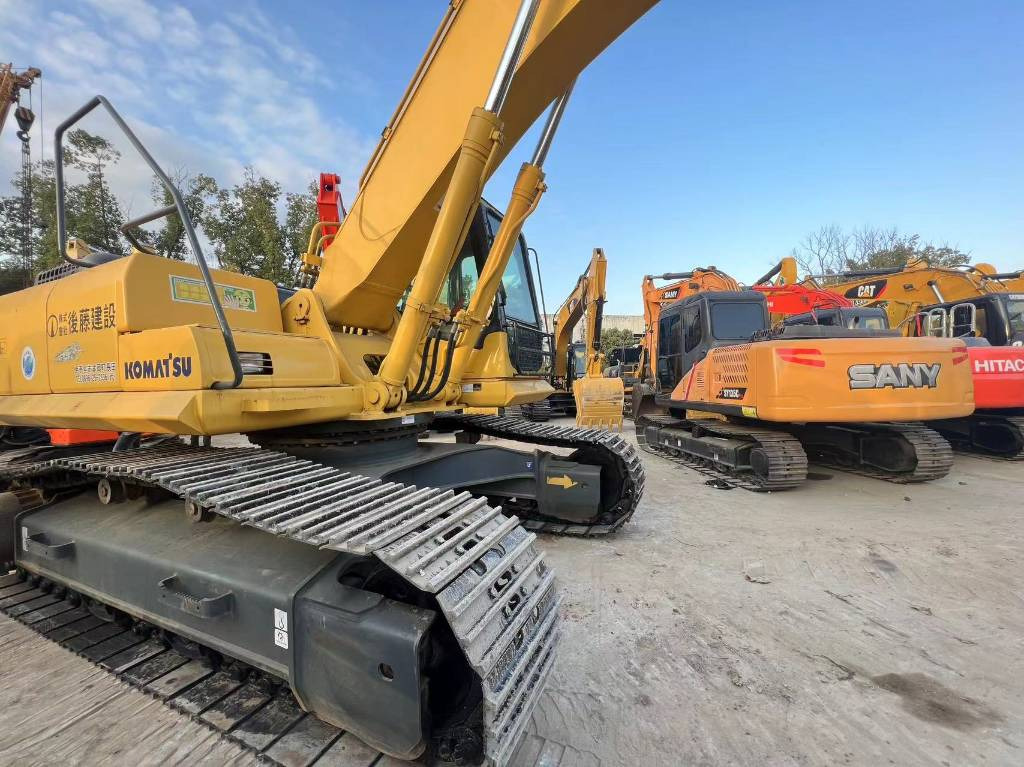Komatsu PC 360-7 - Ekskavator me zinxhirë: foto 3 Komatsu PC 360-7 - Ekskavator me zinxhirë: foto 3