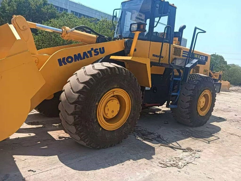 Komatsu WA 470-3 - Fadrom me goma: foto 4 Komatsu WA 470-3 - Fadrom me goma: foto 4