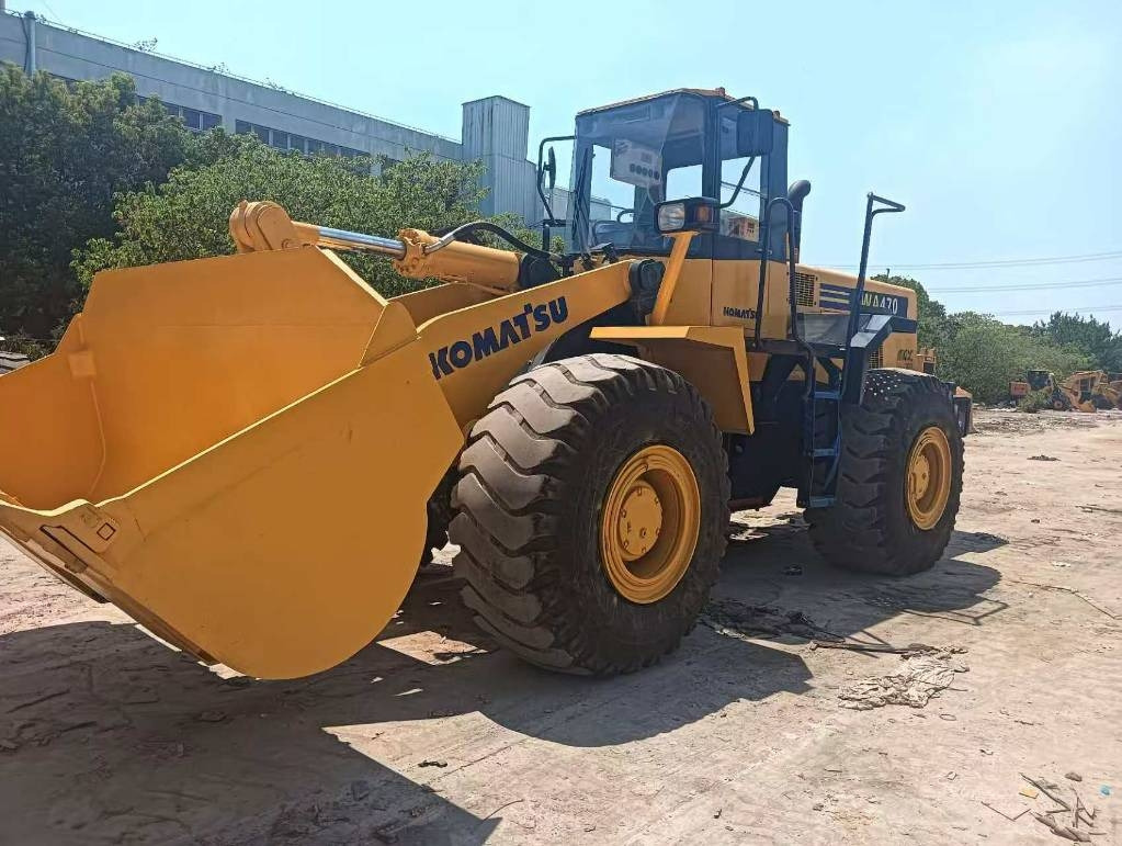 Komatsu WA 470-3 - Fadrom me goma: foto 1 Komatsu WA 470-3 - Fadrom me goma: foto 1